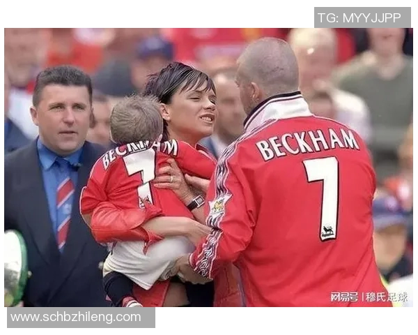 足球明星与娇妻亲密互动引发热议网友纷纷围观点赞